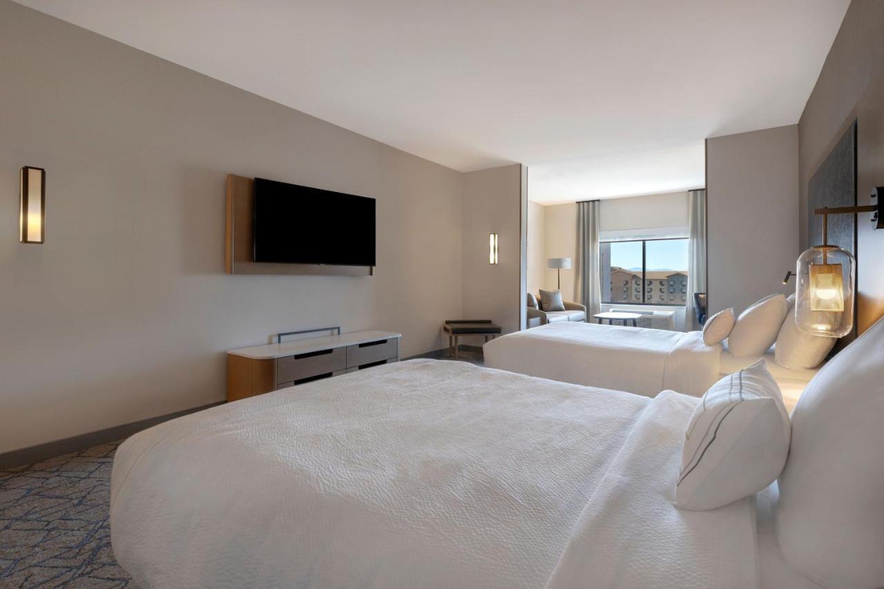 Fairfield By Marriott Inn & Suites Denver Airport At Gateway Park Екстер'єр фото